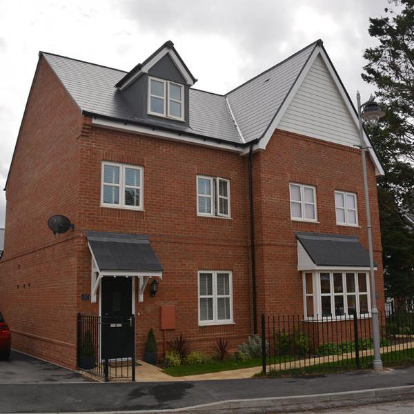 Bloor Homes, Kings Gate, Amesbury, Penny Lane, SPA 7FQ R & A Roofing